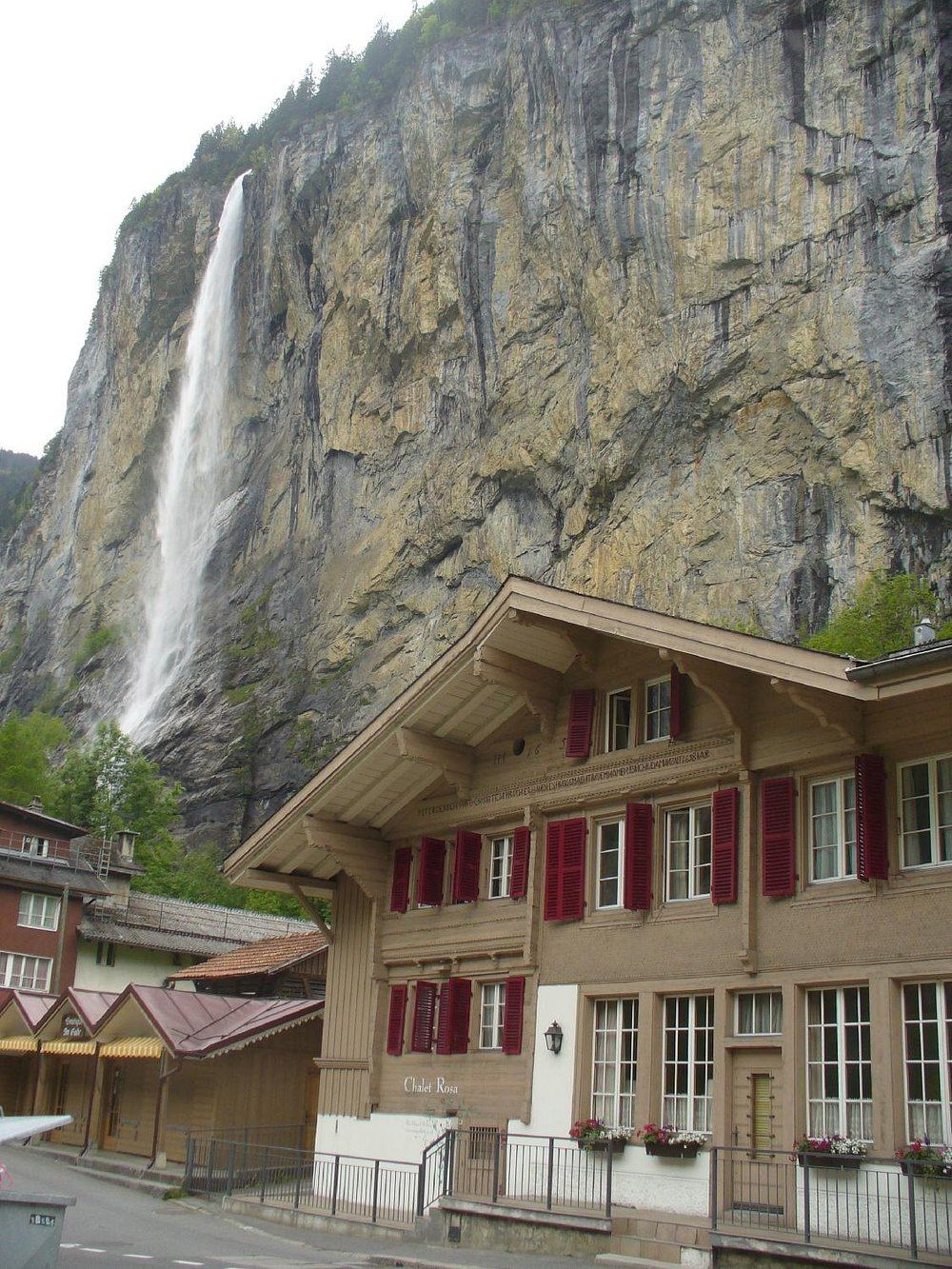 Chalet Rosa with Staubbach Falls behind